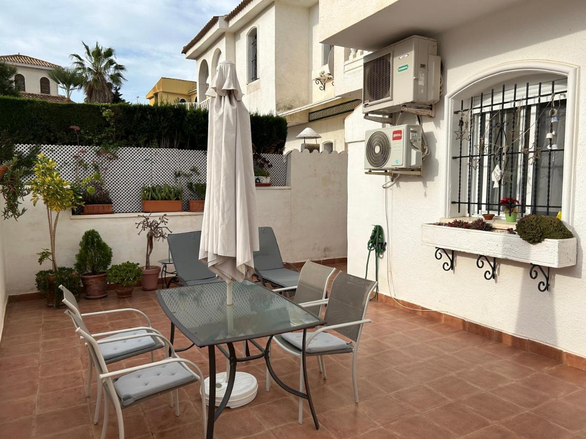 Perfect Family Retreat - La Zenia Beach Dehesa de Campoamor  エクステリア 写真