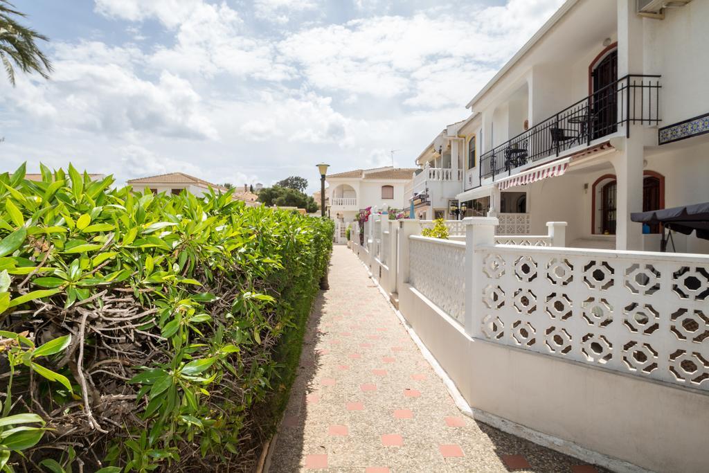 Perfect Family Retreat - La Zenia Beach Dehesa de Campoamor  エクステリア 写真