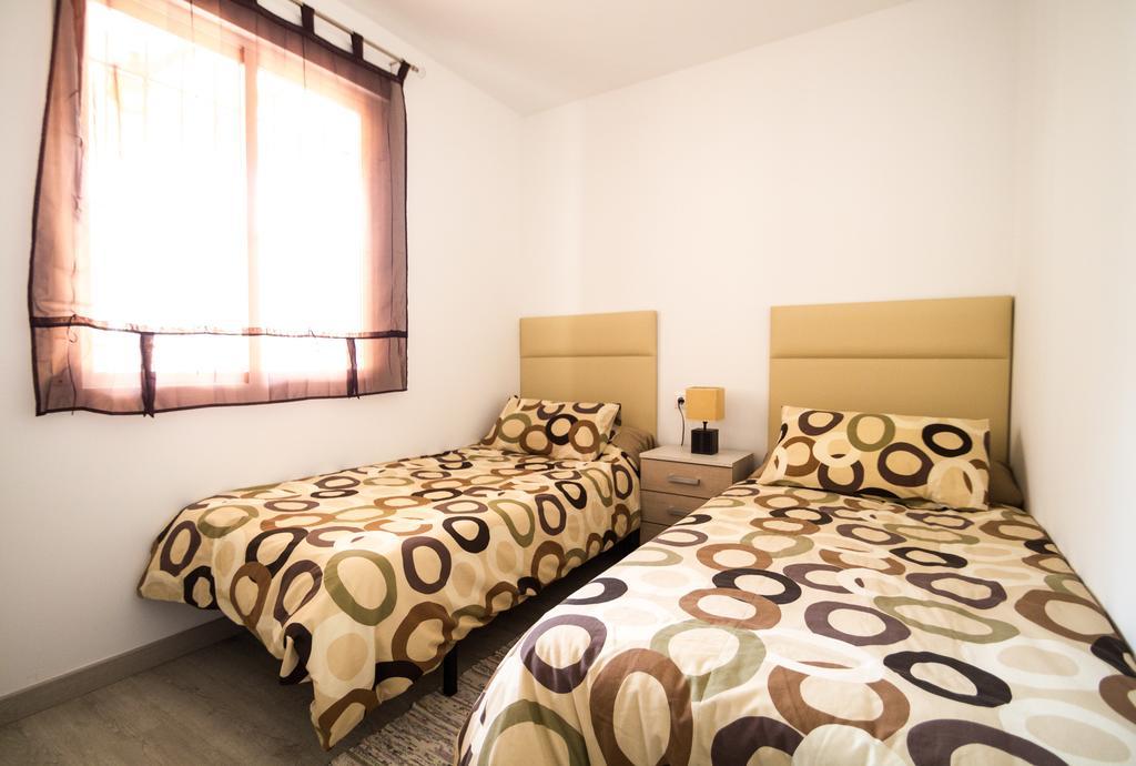 Perfect Family Retreat - La Zenia Beach Dehesa de Campoamor  エクステリア 写真